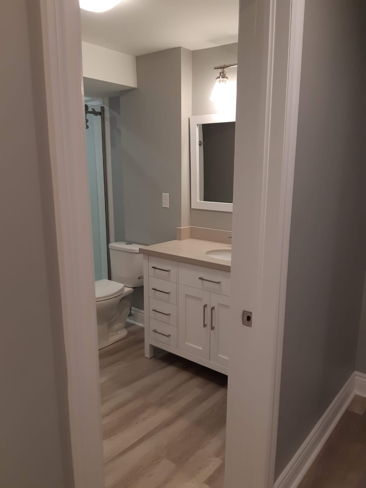 Full Bathroom